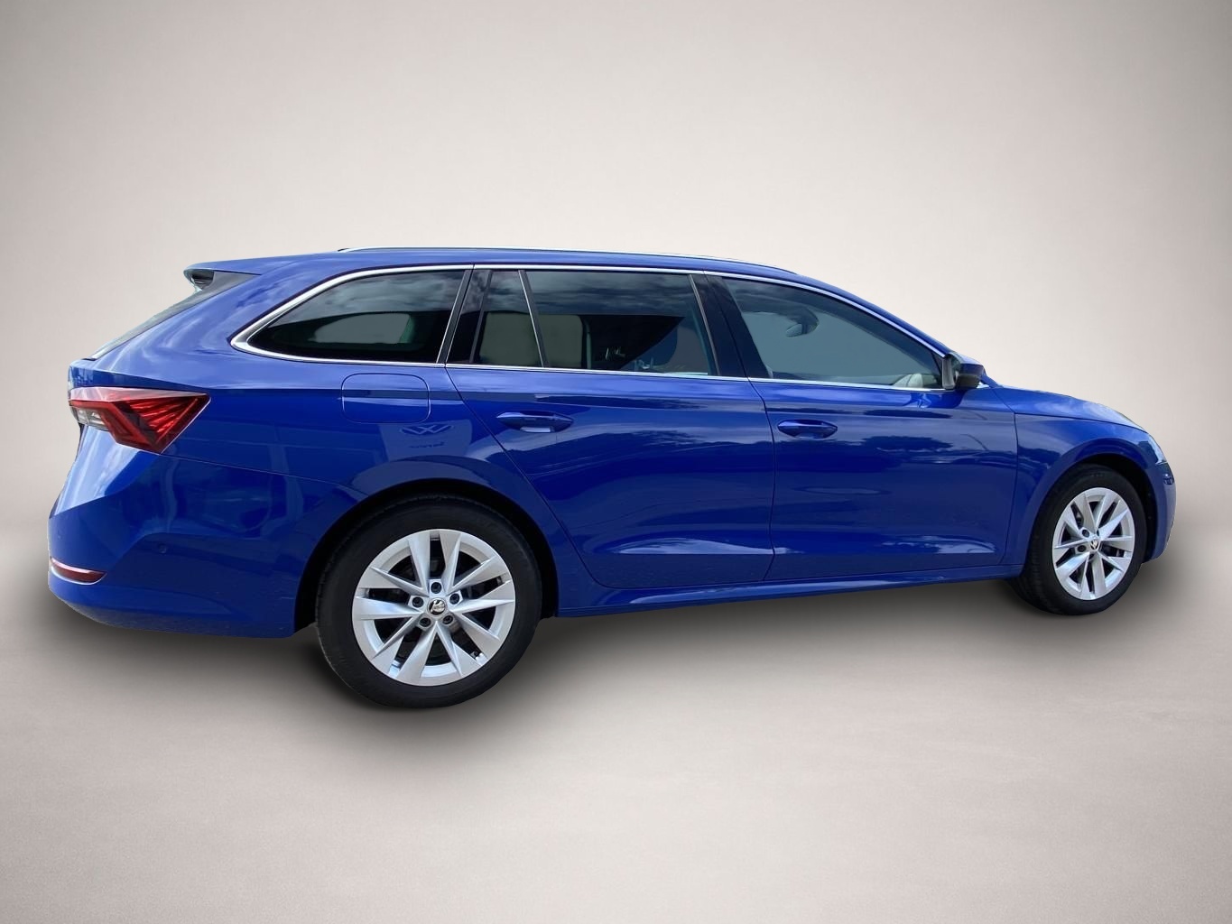 Bild 5 Skoda Octavia Combi 2.0 TDI DSG 4x4 Style STANDHEIZUNG
