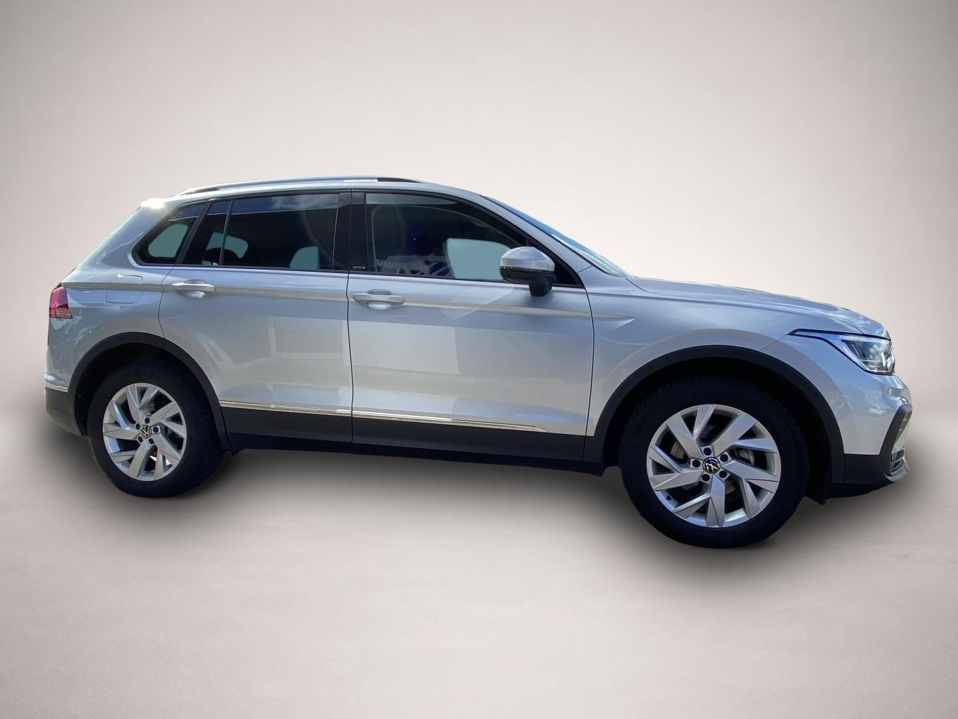 Bild 6 Volkswagen Tiguan 1.5 TSI GARANTIE+APP-CONNECT+NAVI+LED+DAB