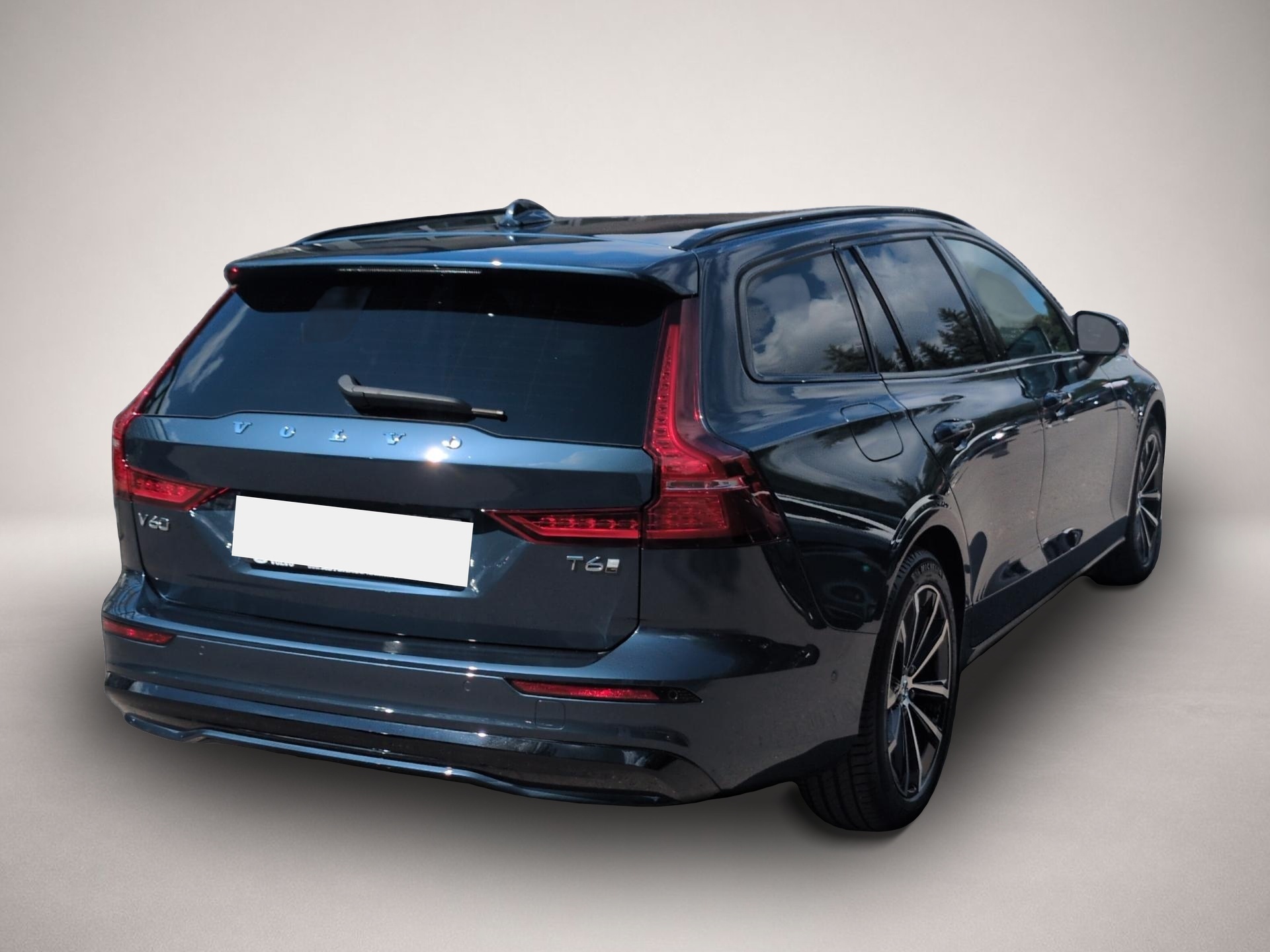 Bild 3 Volvo V60 T6 Recharge Plus Dark Plug-In Hybrid AWD Aut
