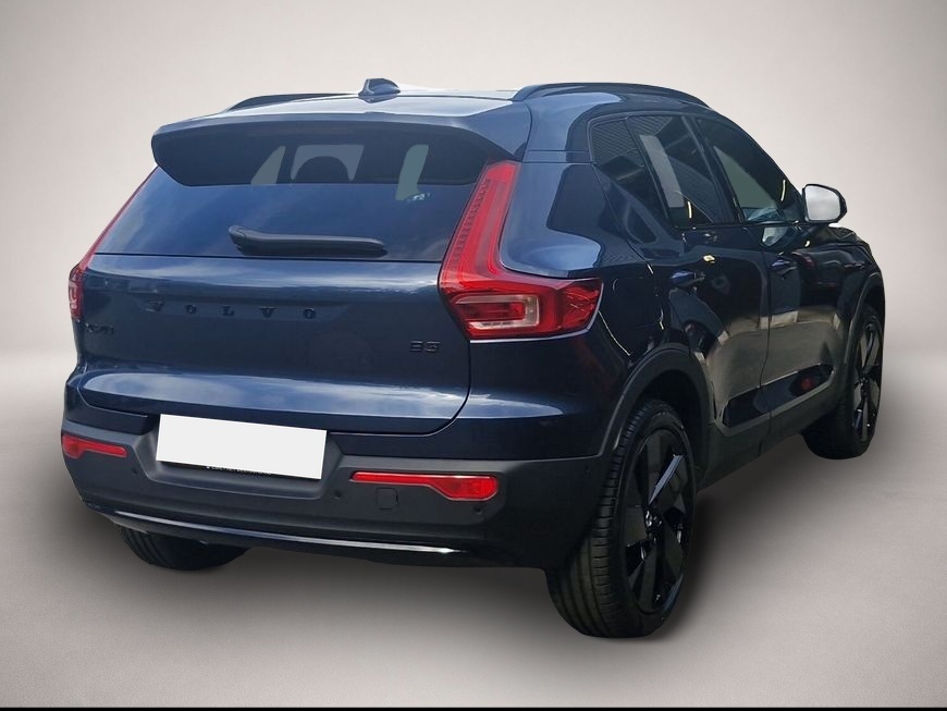 Bild 2 Volvo XC40 B3 B DKG Plus Black Edition BLIS * ACC