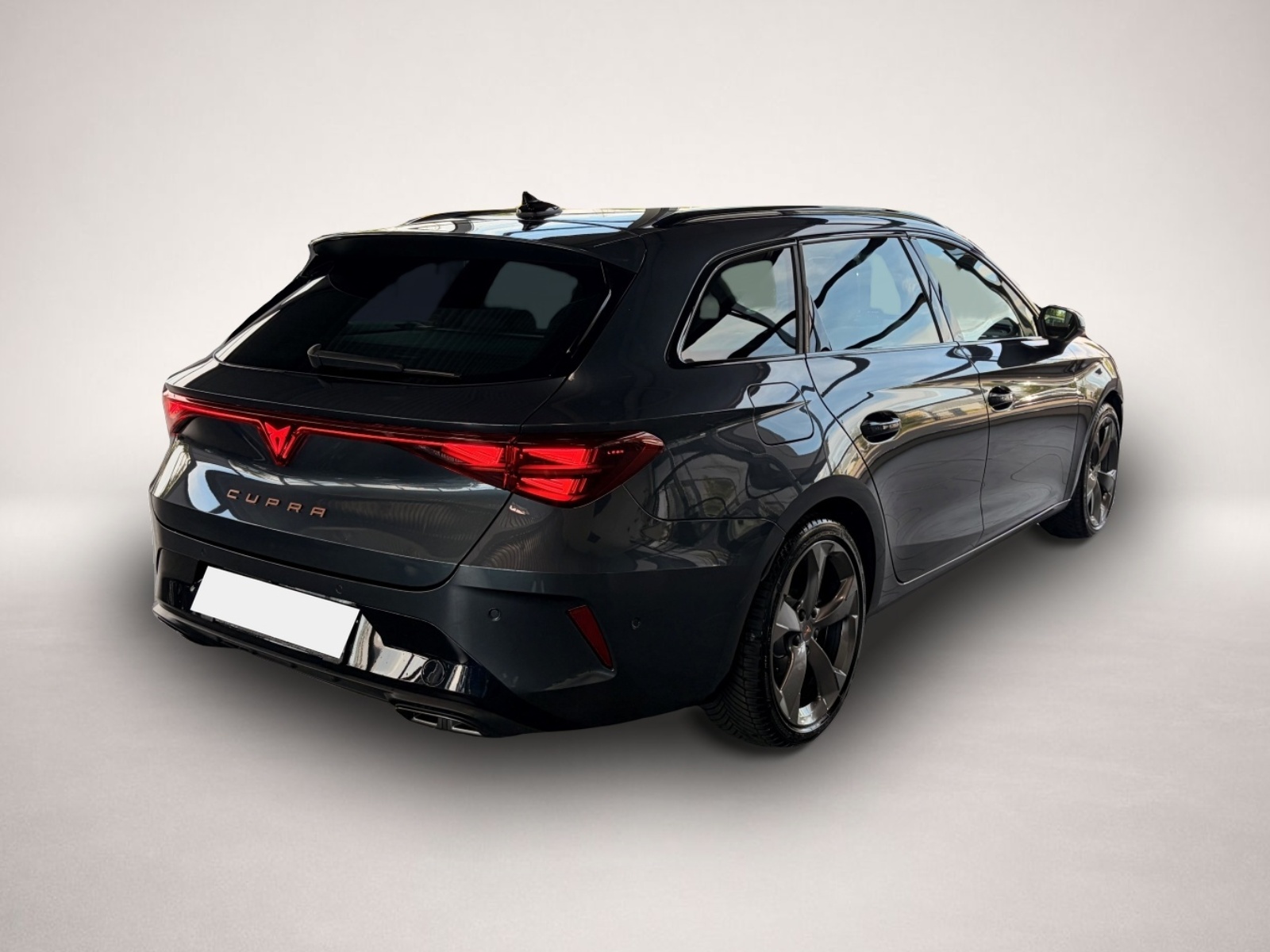 Bild 2 Cupra Leon ST 2.0 4Drive Navi ACC Kamera Voll-LED CarP