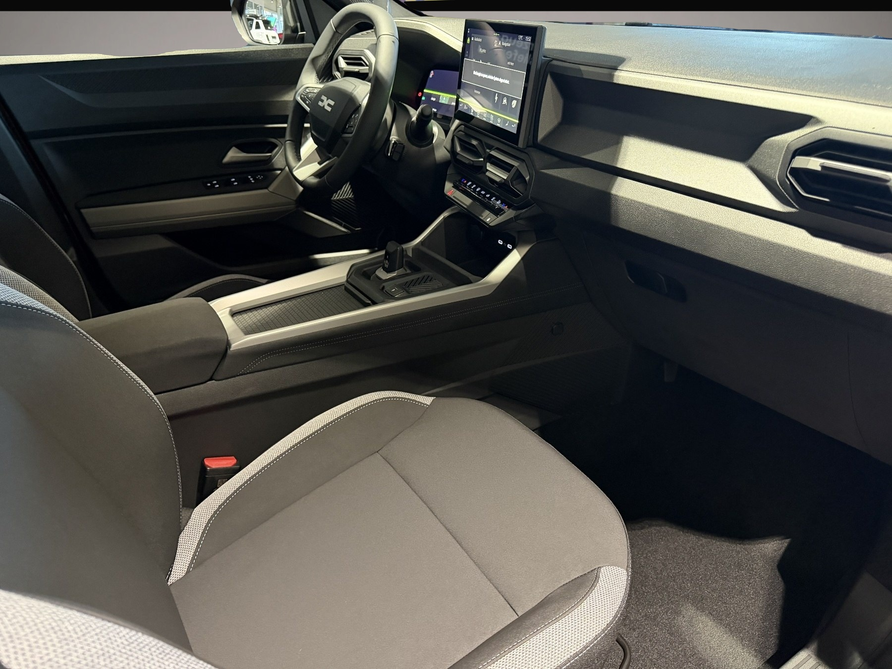 Bild 3 Dacia Bigster Journey HYBRID 155 PS