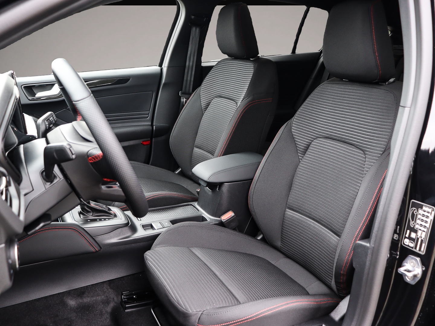 Bild 6 Ford Focus Turnier ST-Line X 155PS Aut. FAP Winter Pa