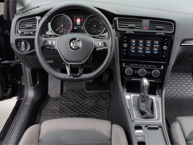 Bild 5 Volkswagen Golf VII Highline 1.5TSI*DSG LED ACC Panodach