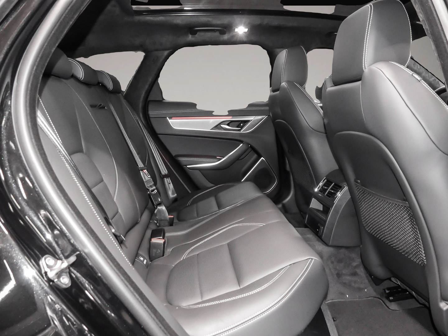 Bild 5 Jaguar XF Sportbrake R-Dynamic HSE AWD D200 Mild-Hybrid