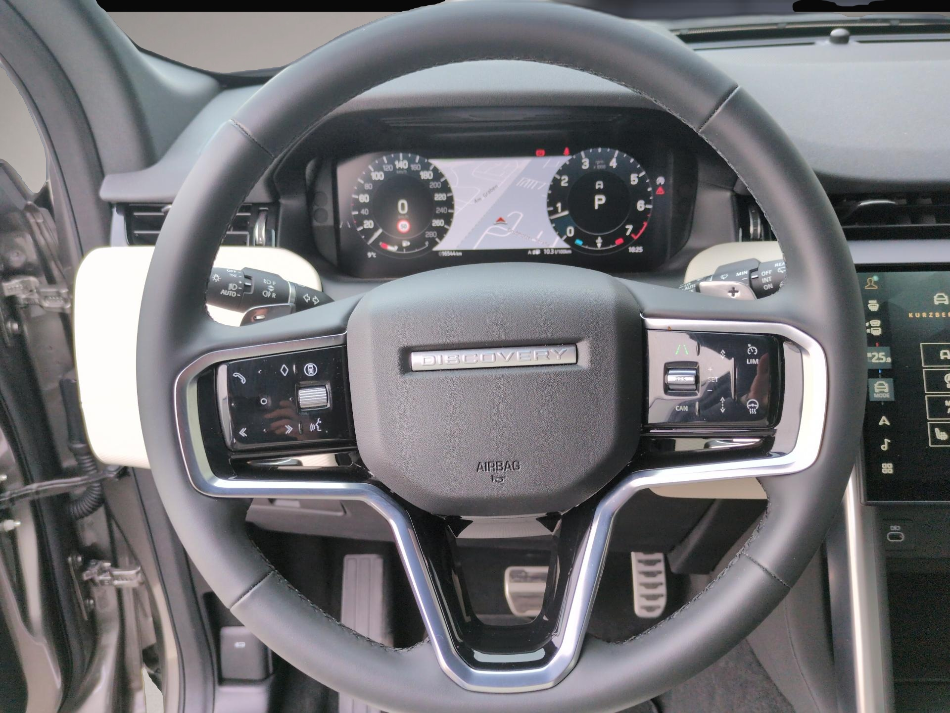 Bild 5 Land Rover Discovery Sport P250 Dynamic SE Pano/AHK Winter-