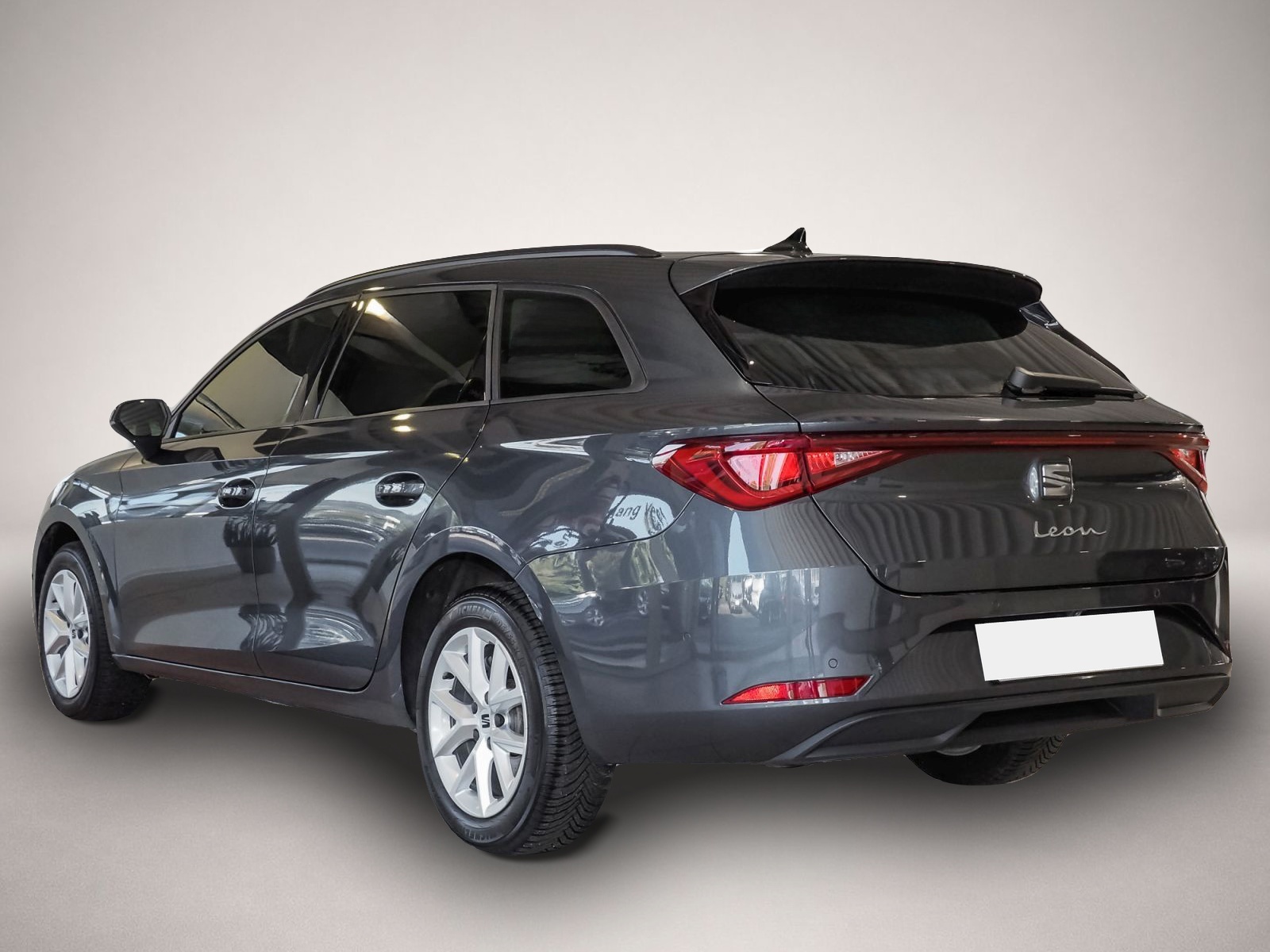 Bild 4 Seat Leon ST 2.0 TDI DSG Road Edition-Navi*Kamera*Mat