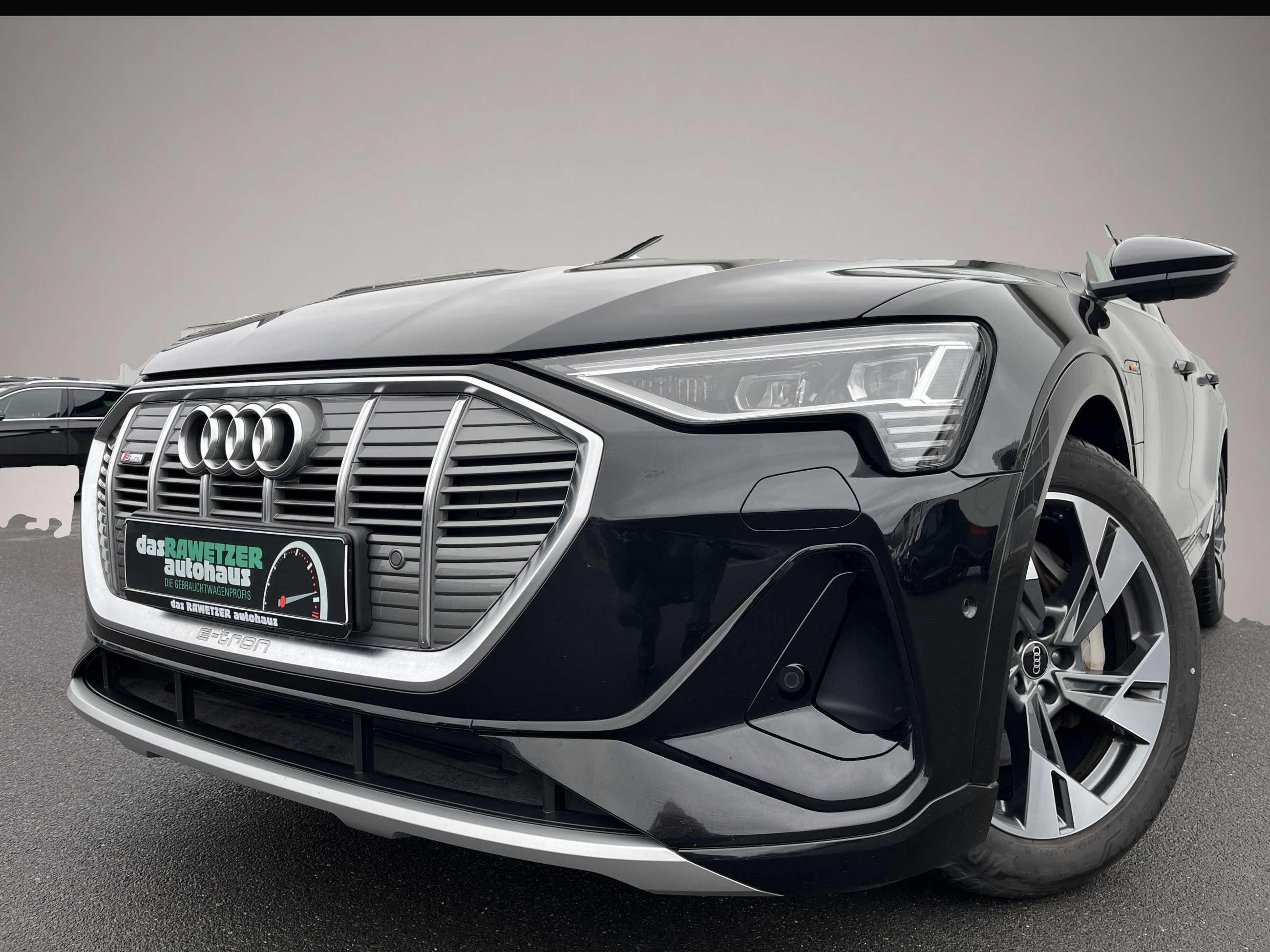 Fotografie Audi e-tron S-Line 20 AHK Matrix Kamera 4xSHZ Tour Na