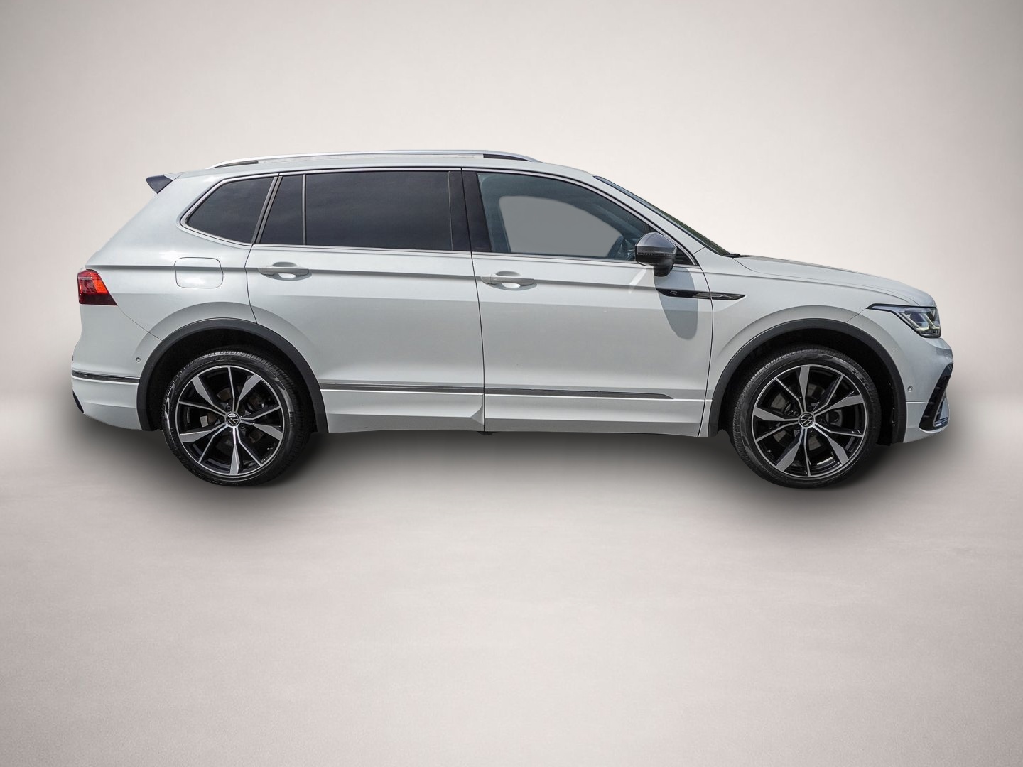 Bild 4 Volkswagen Tiguan Allspace 2.0 TSI 4Motion DSG R-Line