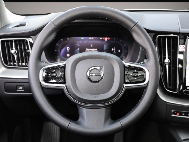 Bild 5 Volvo XC60 Ultimate Dark B4 Diesel Leder Navi Panorama