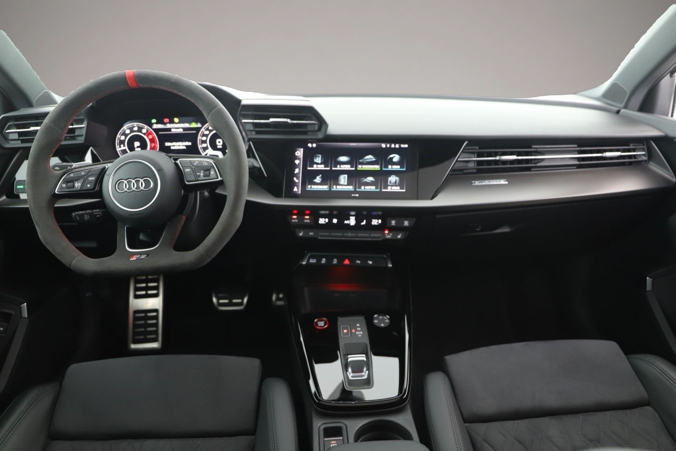 Bild 8 Audi RS3 Limousine 2.5 TFSI Q S tronic LED/ACC/HuD/36