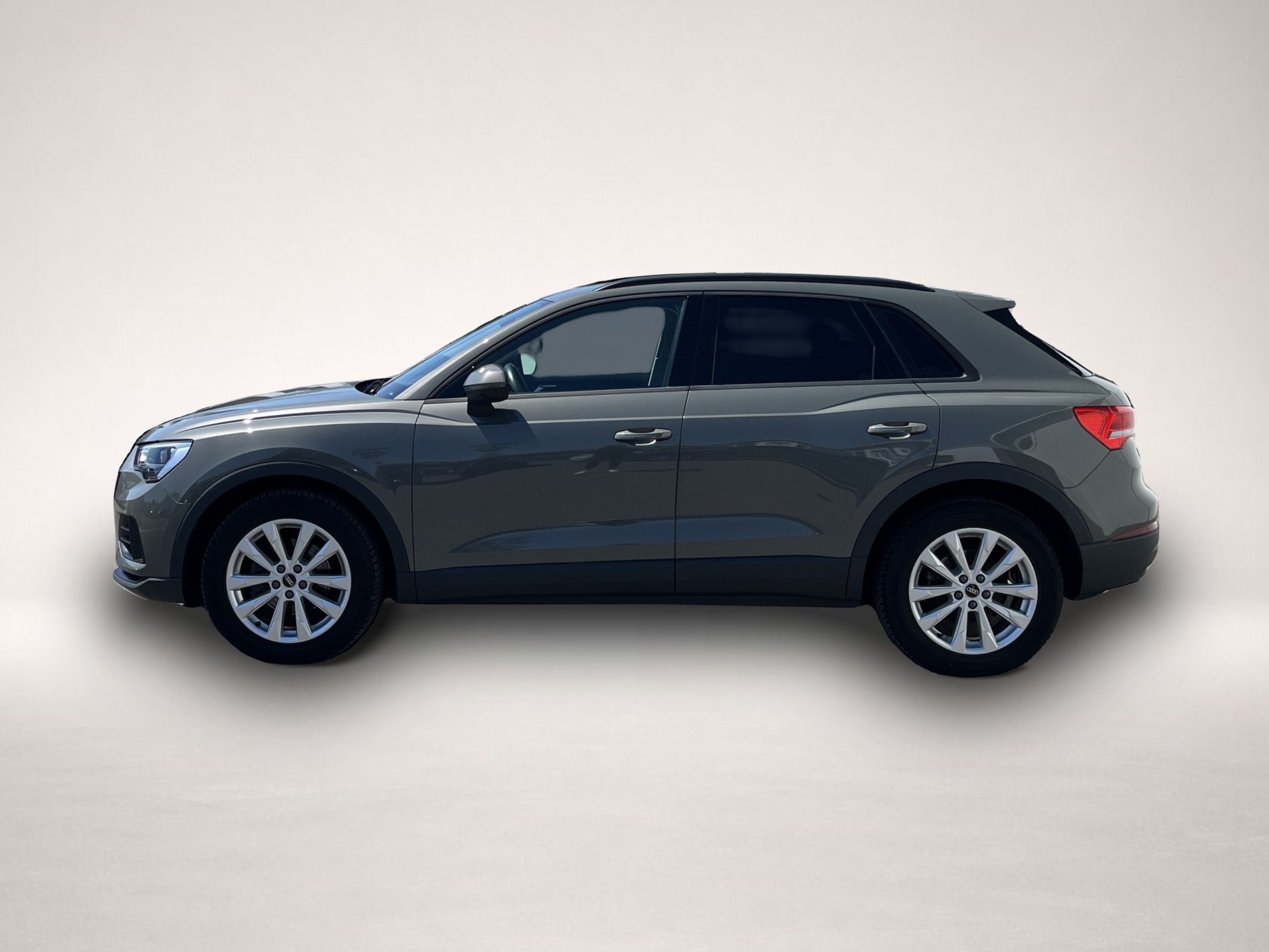 Bild 2 Audi Q3 35 2.0 TDI S tronic 191¤ m.20% Anz. AHK Navi