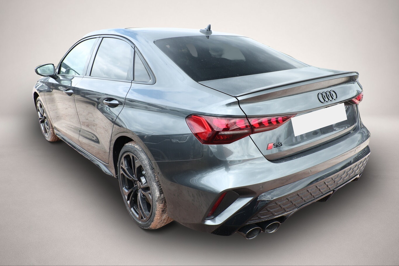 Fotografie 4 des Audi S3 Lim TFSI 333 Nav 18Z Dinam. Pano Matrix ACC