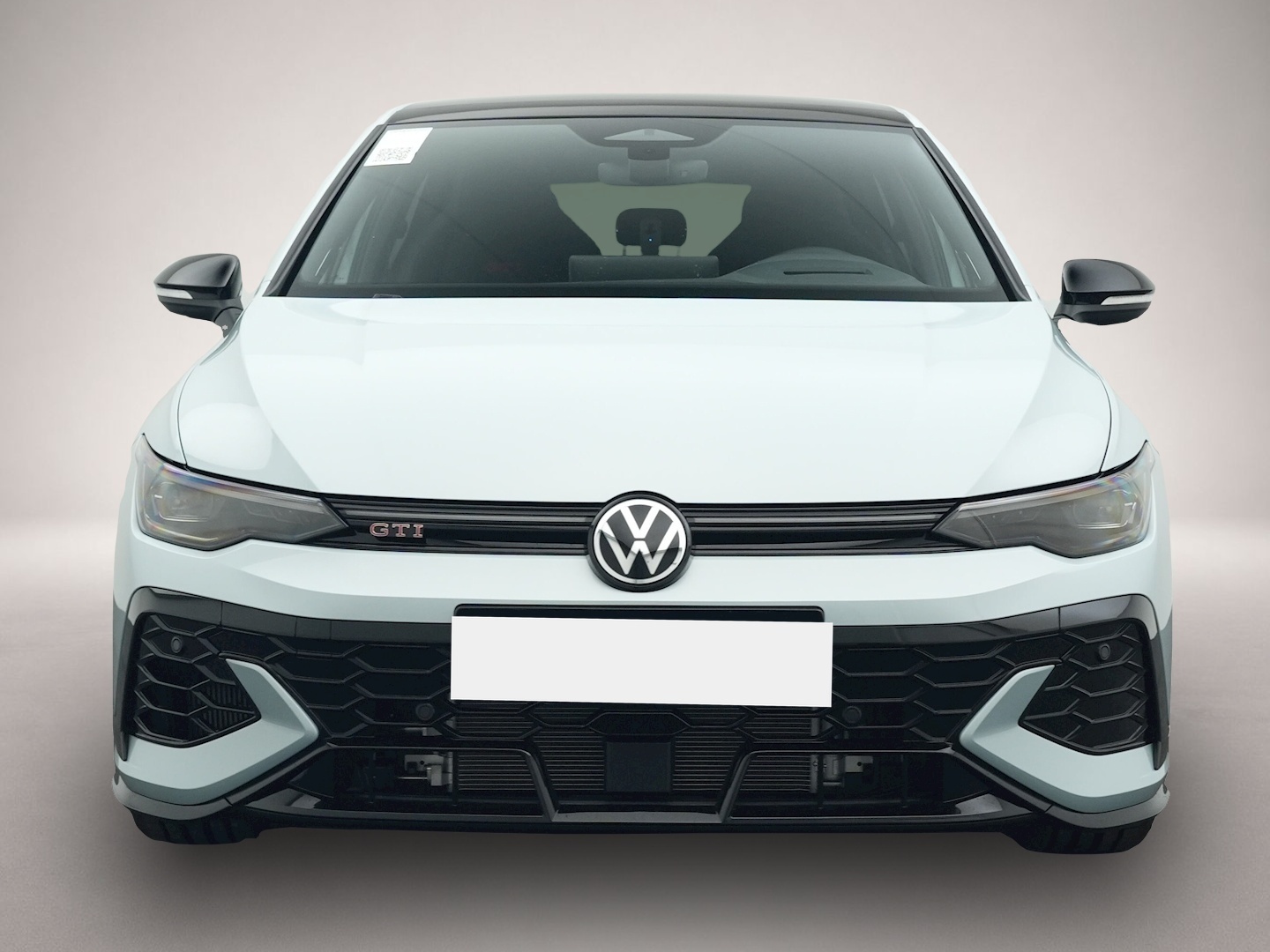 Fotografie des Volkswagen Golf GTI 8 2.0 TSI DSG CLUBSPORT 5-J-GAR AKRA H&