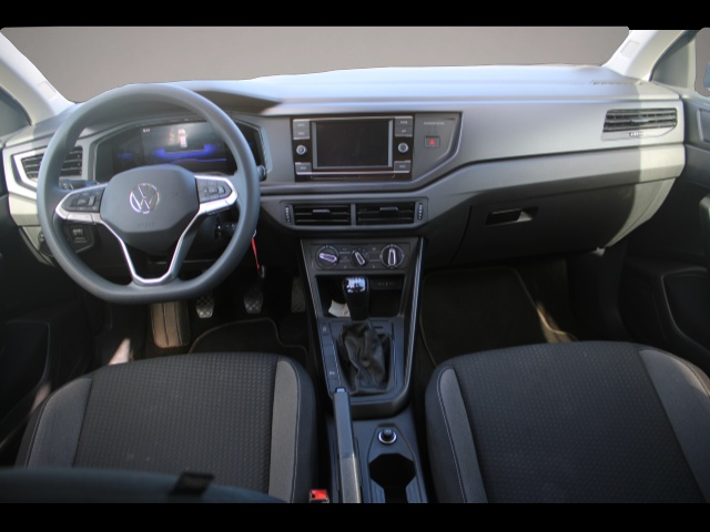 Bild 4 Volkswagen Polo 6 VI 1.0 MPI Basis LED/Einparkhi/Multilenk