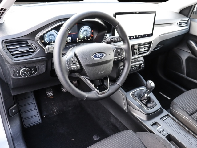Bild 3 Ford Focus Turnier Titanium X 125PS Winter FAP Parkin