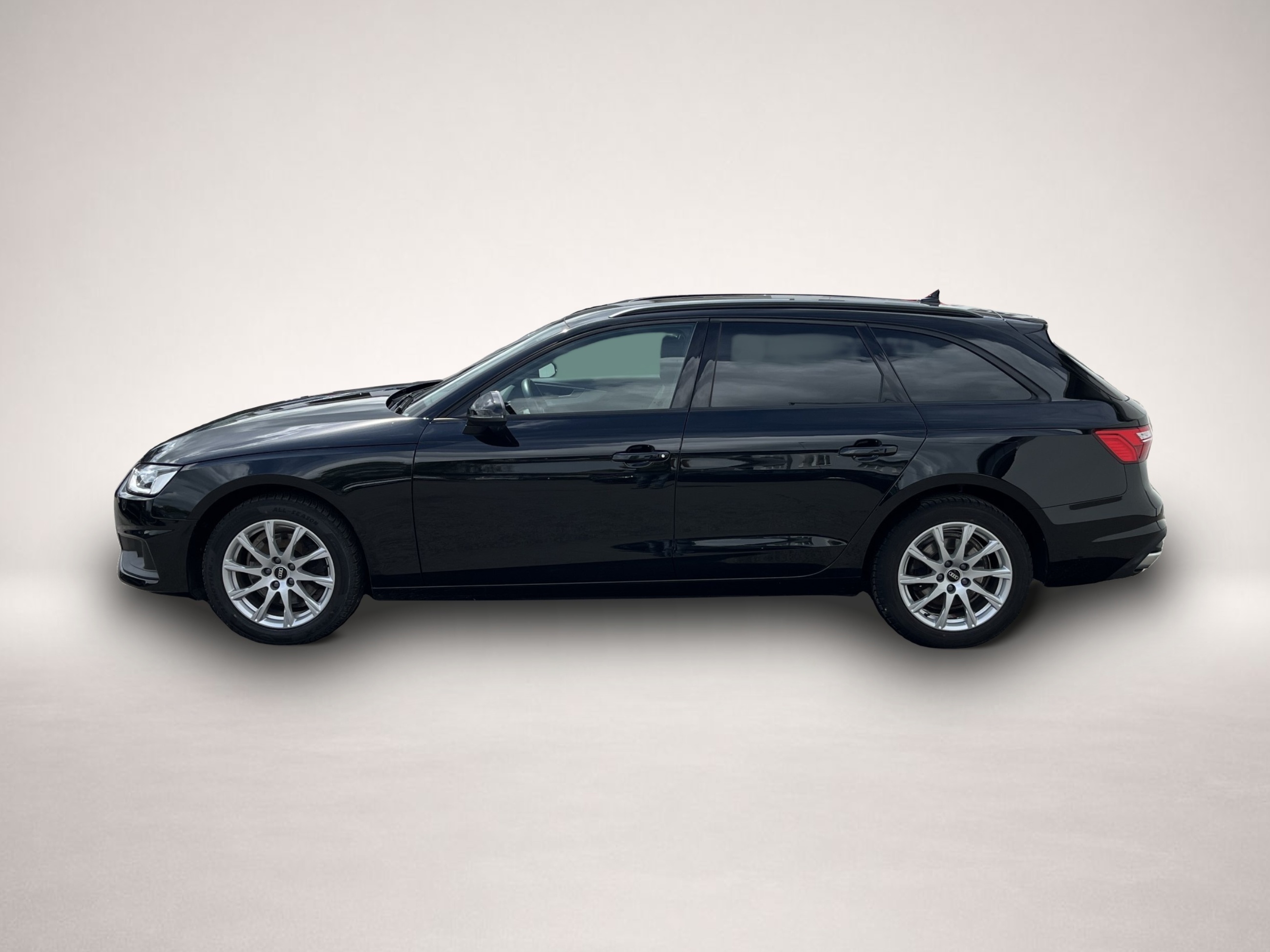 Fotografie Audi A4 Avant 35 2.0 TFSI S-tronic 132¤ m.20% Anz. Na