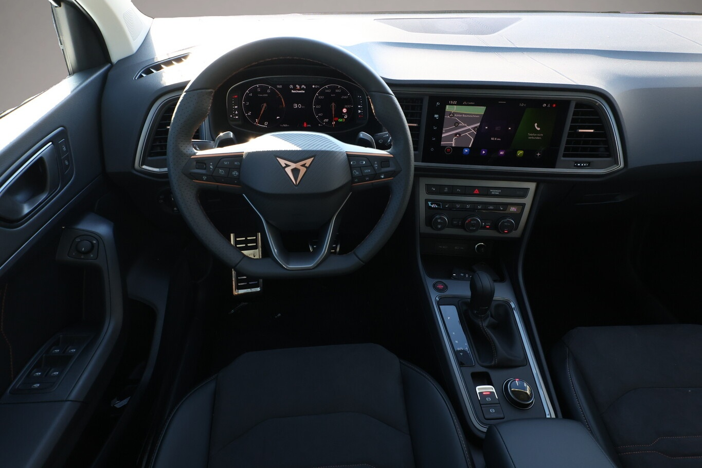 Bild 6 Cupra Ateca DSG 4D Nav Keyl Kam ACC 5JGarantie SHZ+LHZ