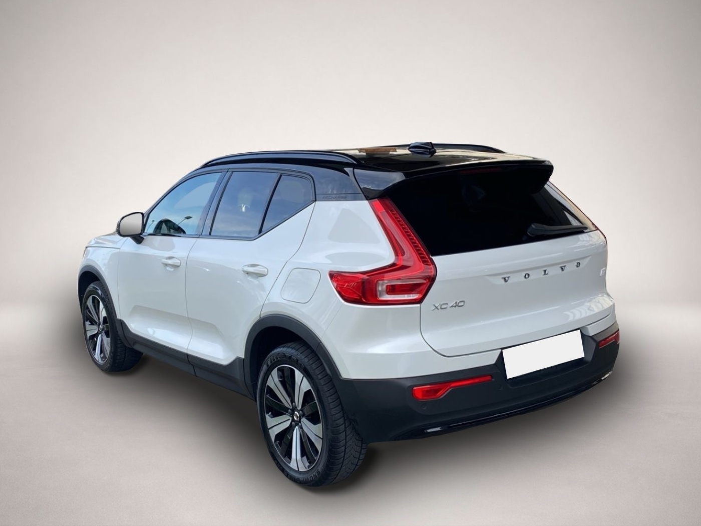Bild 3 Volvo XC40 P8 Plus Recharge Pure Electric ACC*AHK*LED*