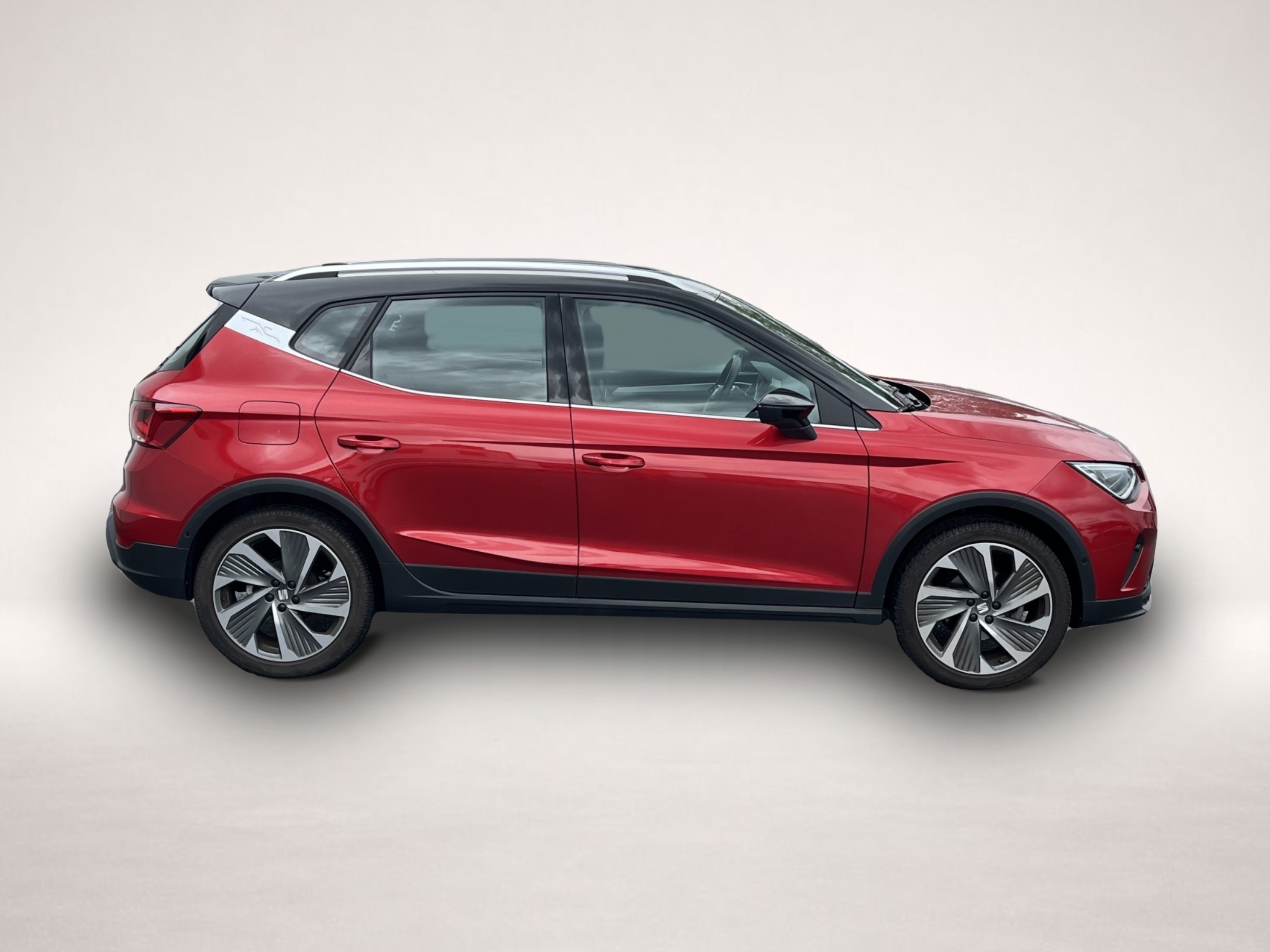 Bild 4 Seat Arona 1.0 TSI FR 18Zoll NaviPlus RFK Act.Info Pa