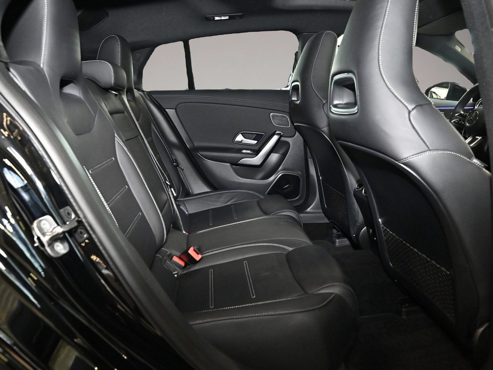 Bild 4 Mercedes-Benz CLA 250