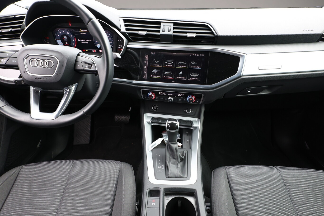 Fotografie 7 des Audi Q3 Sportback 35 1.5 TFSI 150 S-tronic MMI LED