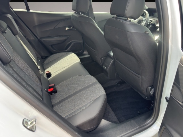 Bild 7 Peugeot 2008 Hybrid 145 Style PDC hinten CARPLAY LM SHZ