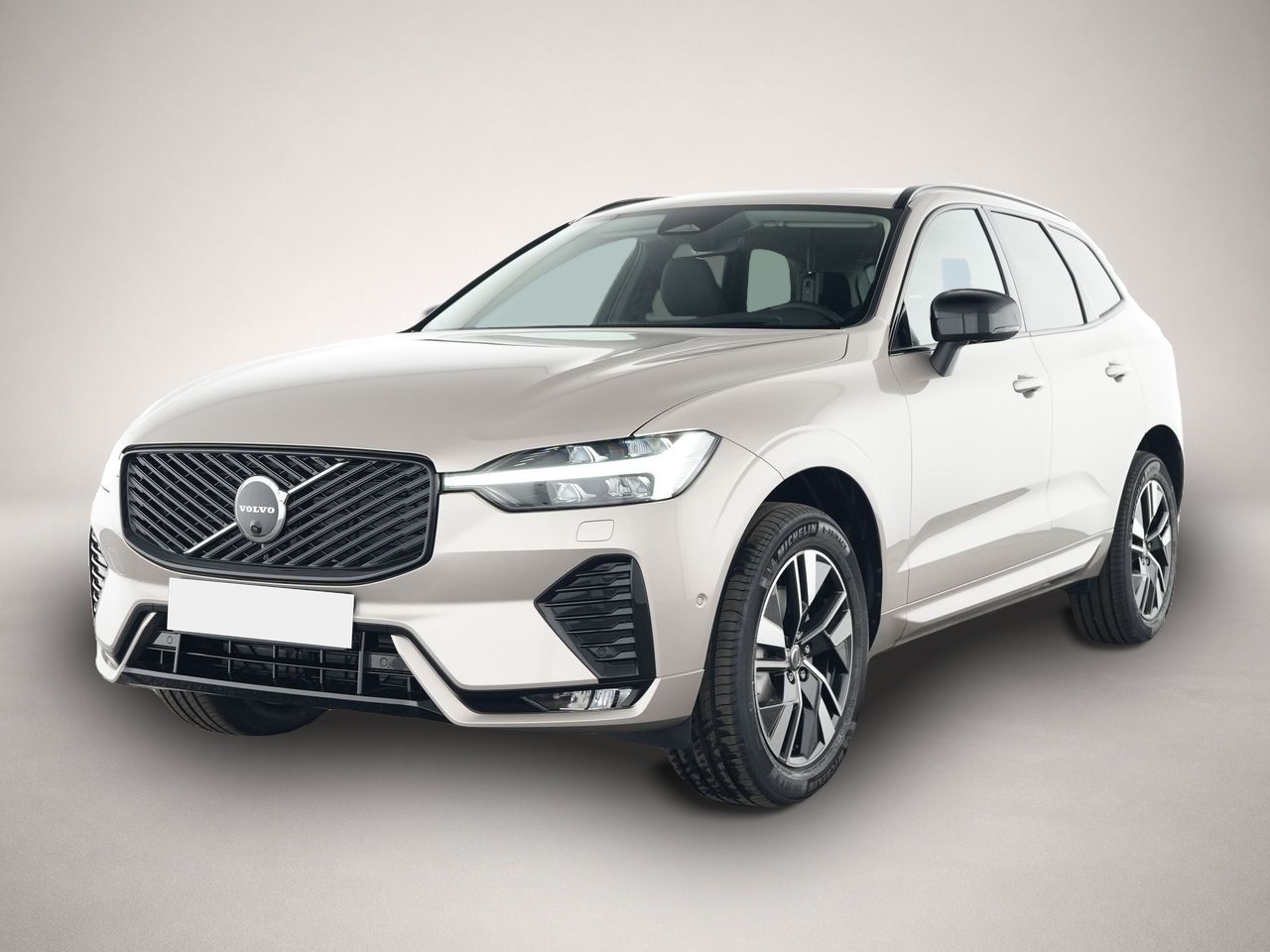 Fotografie Volvo XC60 FACELIFT Plus Dark AWD HUD Digitales Cockpi