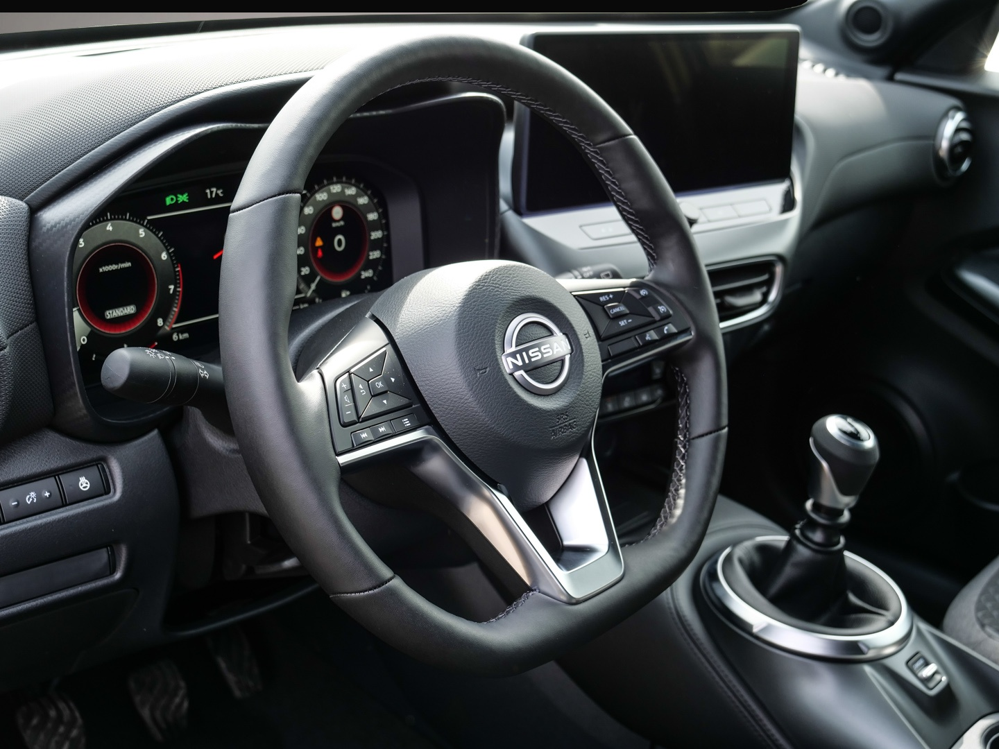 Bild 3 Nissan Juke N-Connecta 1.0 DIG-T 114PS 6MT Winterpaket