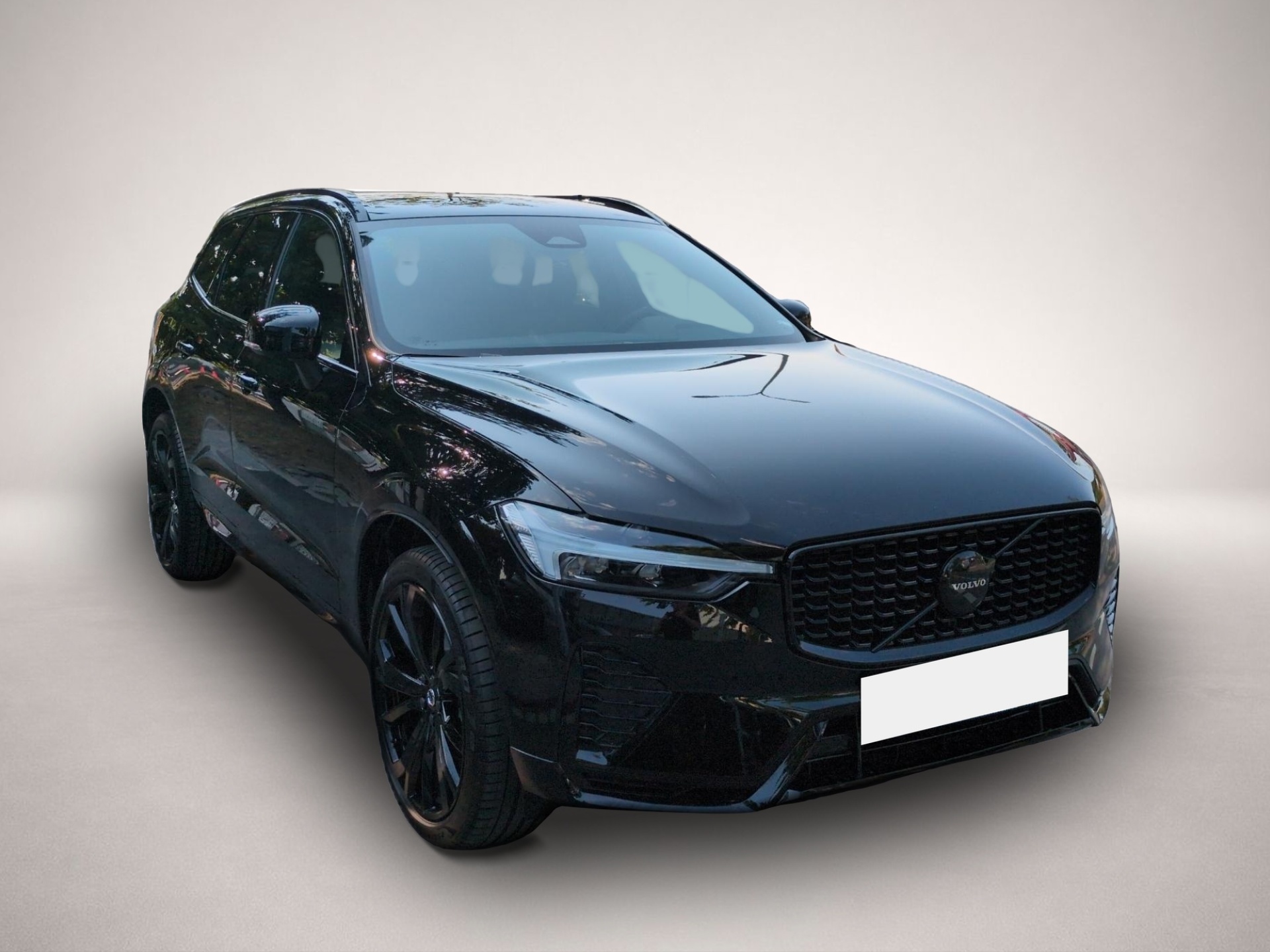 Bild 4 Volvo XC60 XC 60 Plus Black Edition AWD