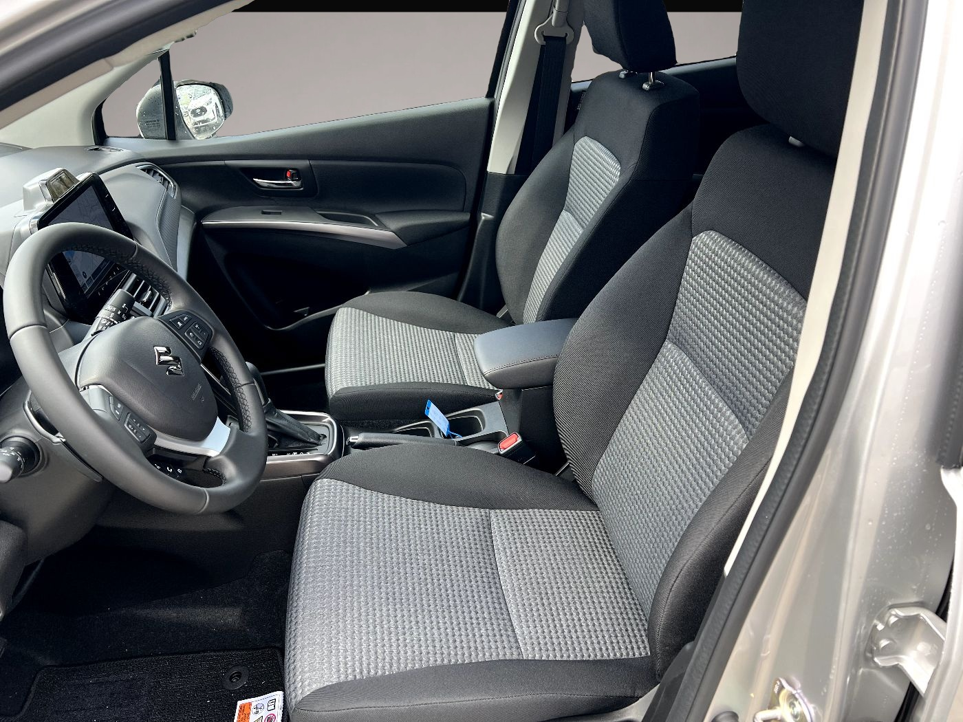 Bild 7 Suzuki Across S-Cross 1.4 Automatik GL+ *LED Navi Kamera*