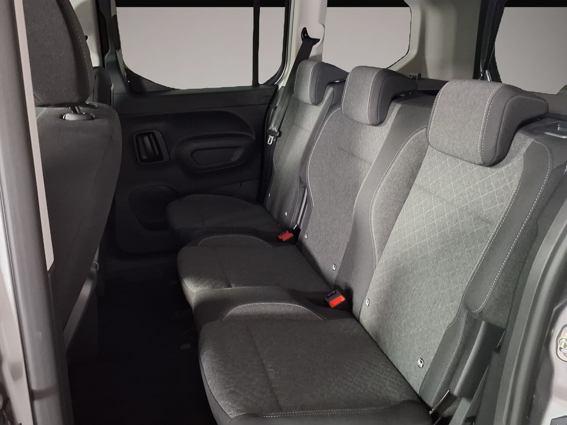 Bild 7 Opel Combo Edition 1.5 Diesel 75 kW (102 PS) MT-6 S/S