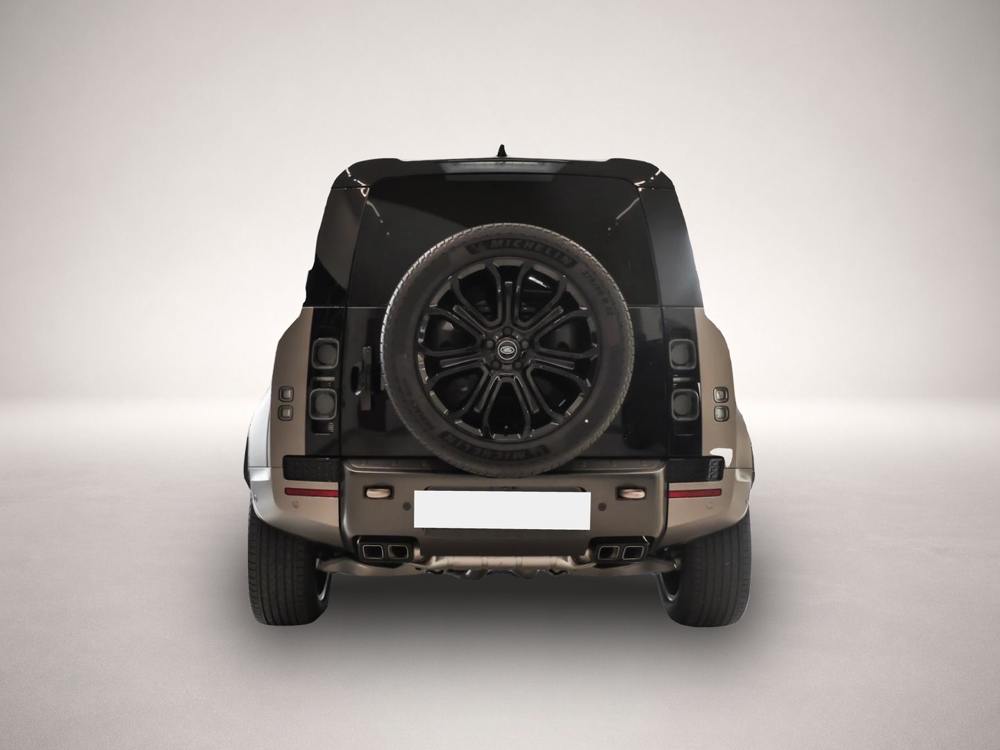 Bild 7 Land Rover Defender V8 110 4.4 Benzin P635 OCTA HUD El. Pan
