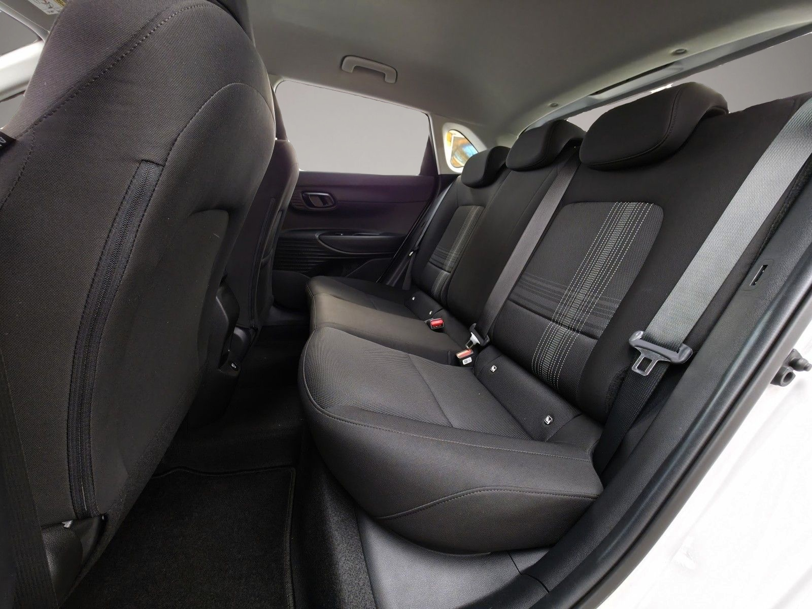 Bild 5 Hyundai i20 1,0 T-GDI Comfort Navi Kamera SHZ + LHZ ...