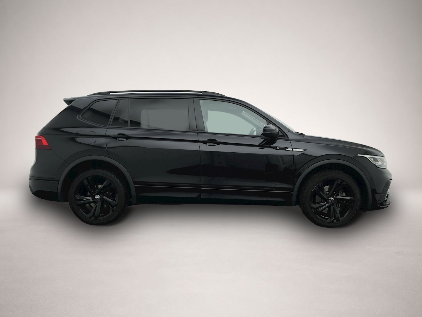 Bild 6 Volkswagen Tiguan Allspace 2.0 TDI DSG 4Mo. R-Line BLACK 7S