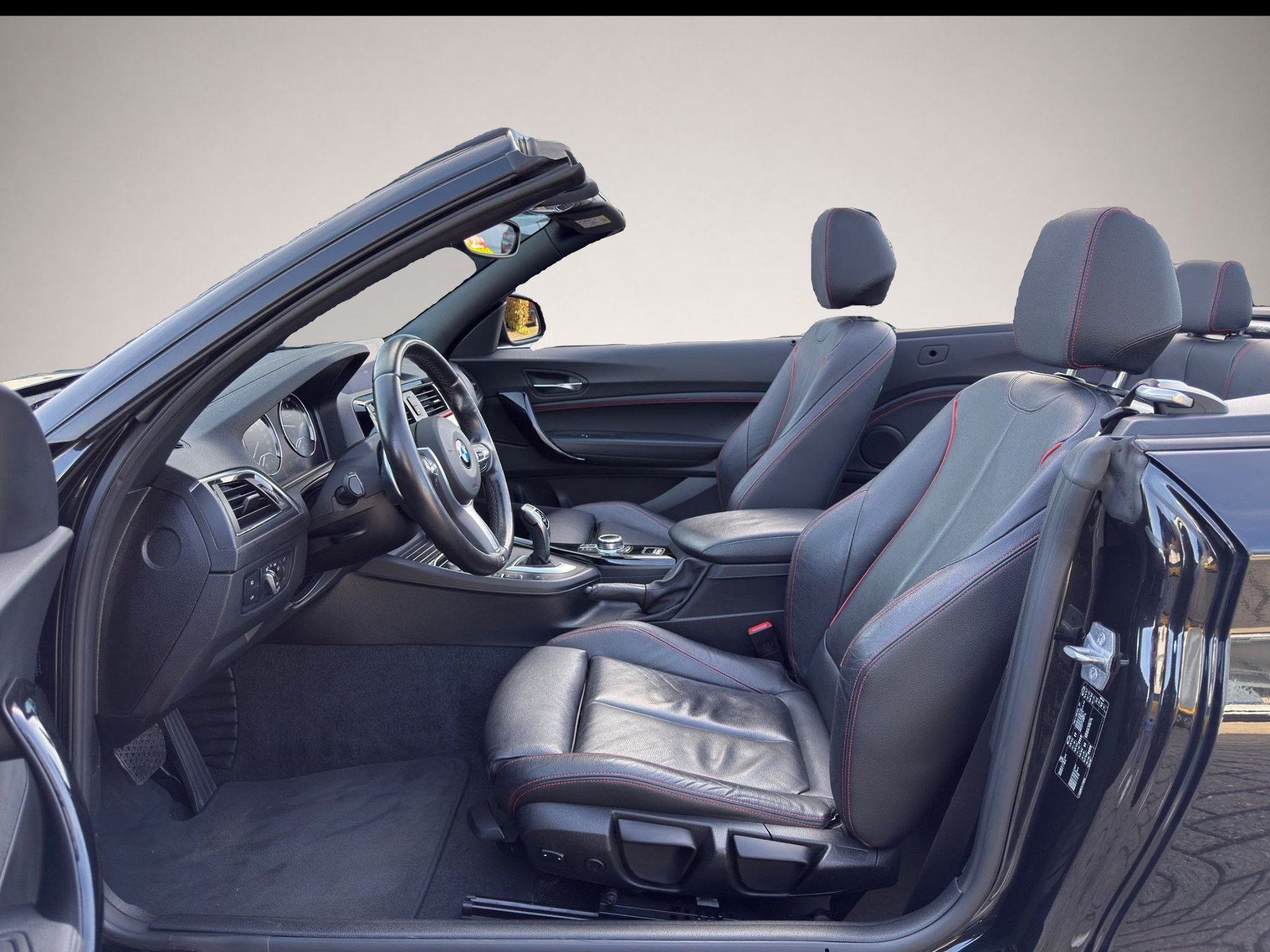 Bild 2 BMW 220 i 2.0 Cabrio AHK NAV Leder PDC Windschutz