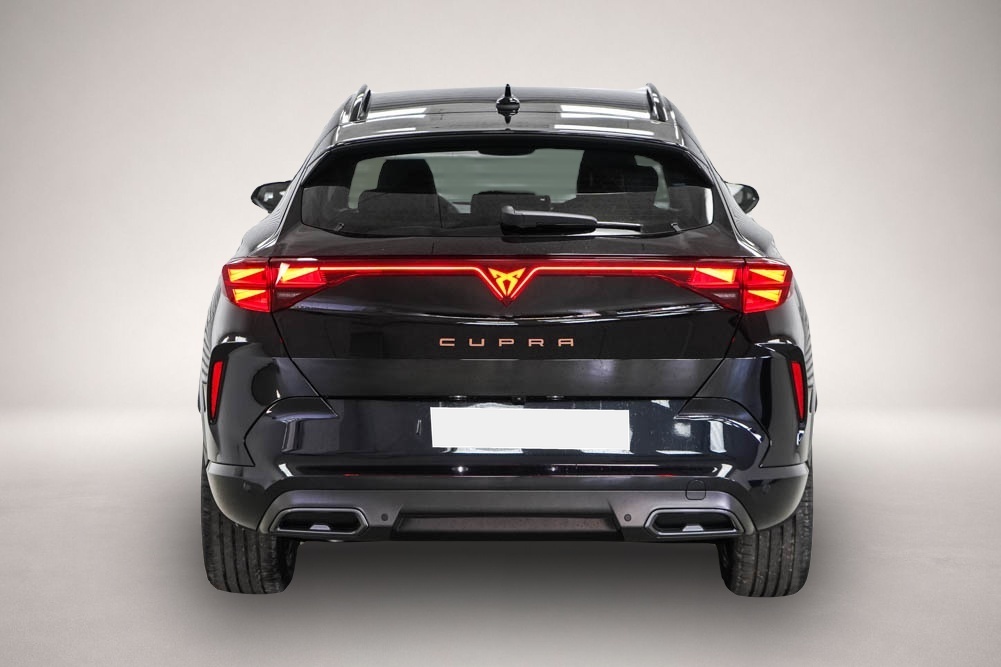 Fotografie des Cupra Formentor 1,5 eTSI DSG Cupra - LAGER