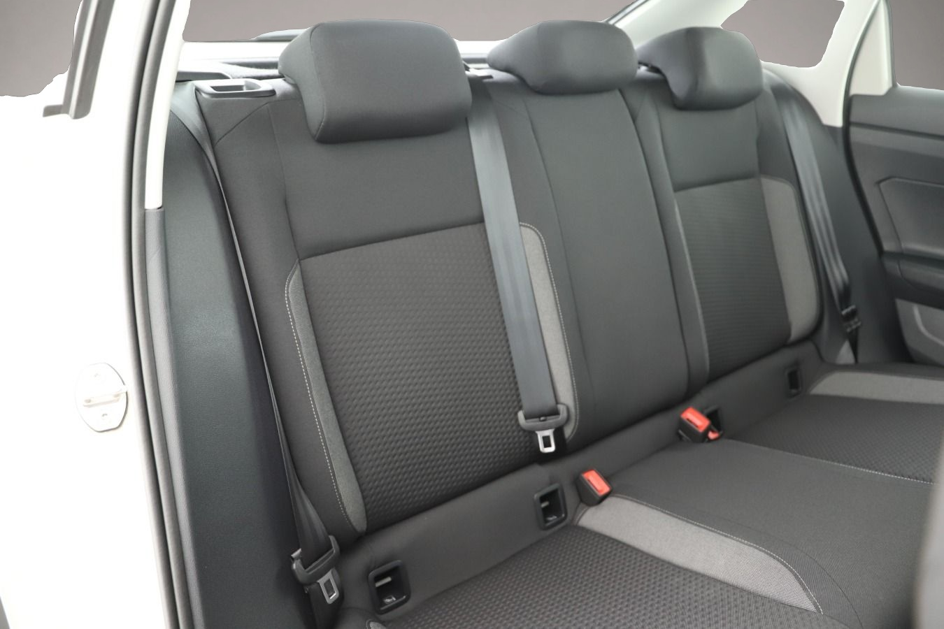 Bild 5 Volkswagen Taigo 1.0 TSI Life LED/Navi