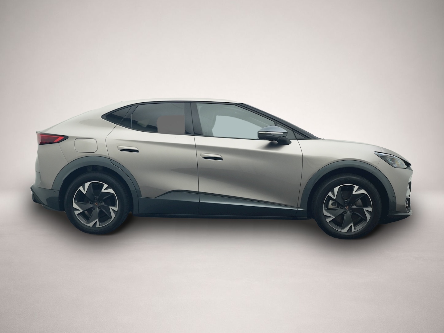 Bild 6 Cupra Tavascan Endurance ALCANTARA WÄPU 360 NAVI