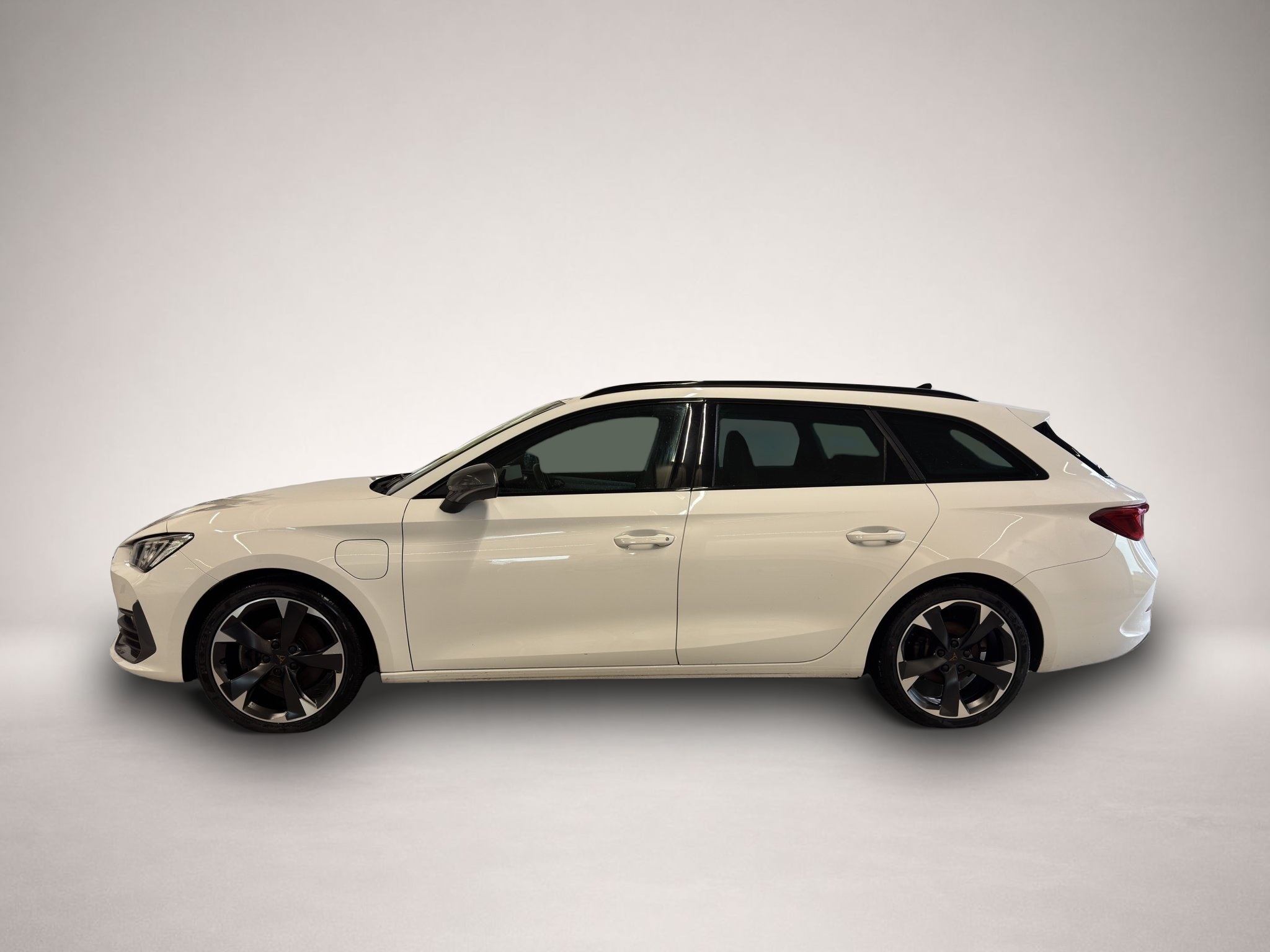 Bild 3 Cupra Leon SP 1.4 e-Hybrid DSG LED NAVI 18 EH SHZ GRA