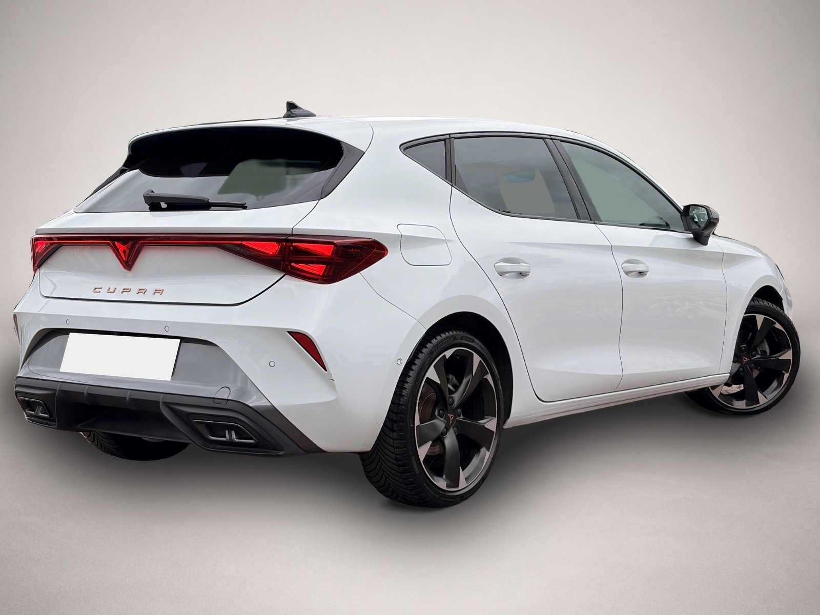 Bild 4 Cupra Leon 1.5 eTSI Navi Kamera AHK Matrix ACC Winterp