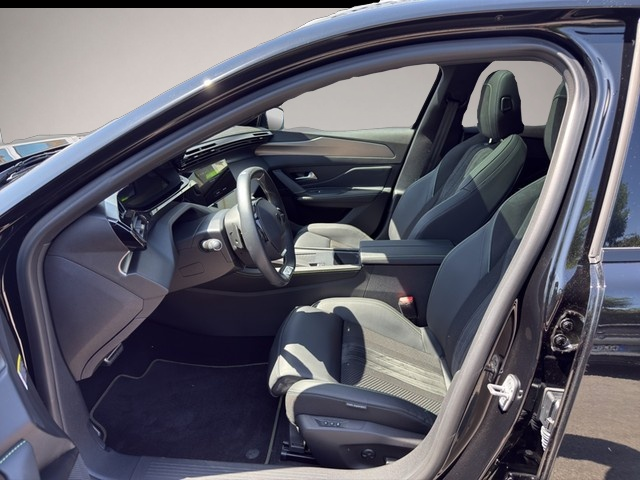 Bild 7 Peugeot 408 GT APPLE CARPLAY SHZ LED KEYLESS SCHIEBEDACH