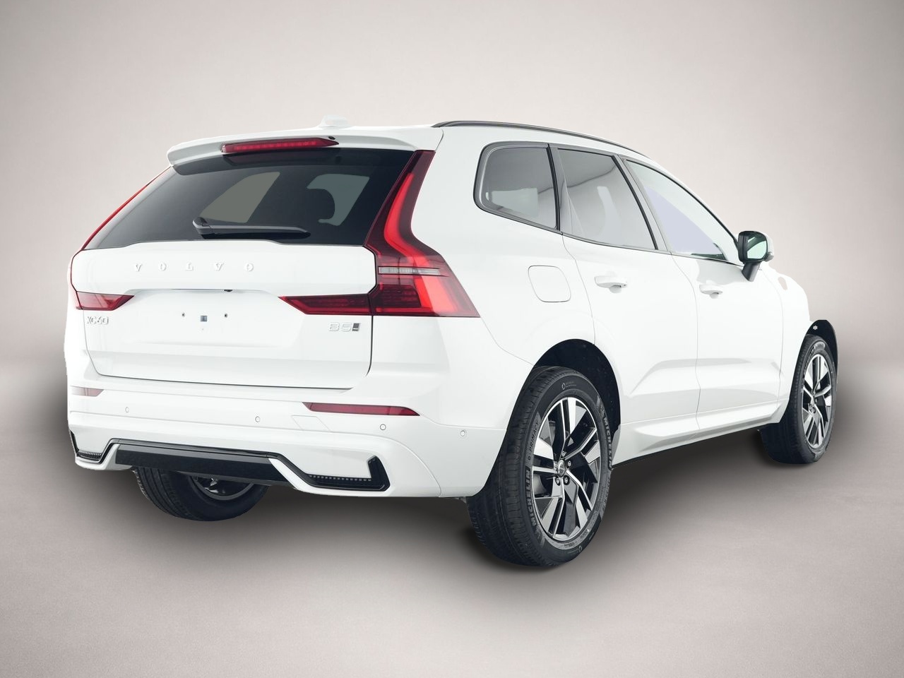 Bild 2 Volvo XC60 FACELIFT Plus Dark AWD HUD AHK Digitales Co