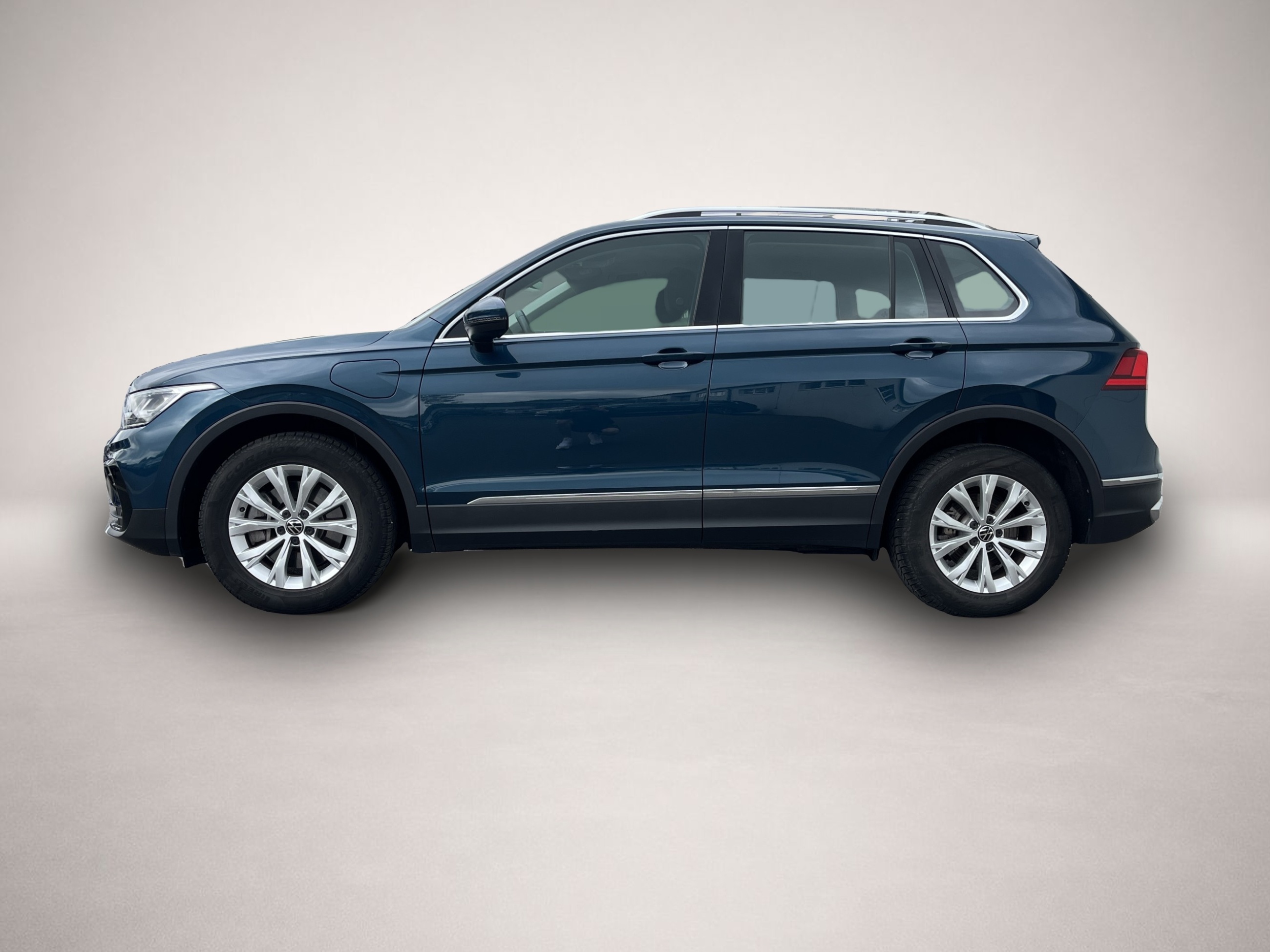 Fotografie Volkswagen Tiguan 1.4 TSI e-Hybrid DSG Elegance 169¤ m.20%