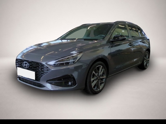 Fotografie Hyundai i30 FL Kombi (MY25) 1.5 T-GDI (140 PS) 48V 7-DCT
