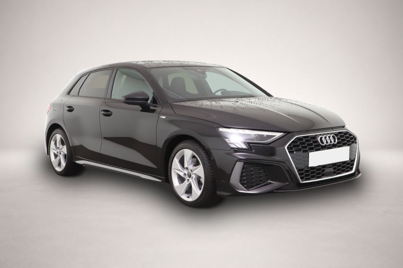 Bild 4 Audi A3 Sportback 30 TFSI S-Tronic S line LED/ACC/Nav