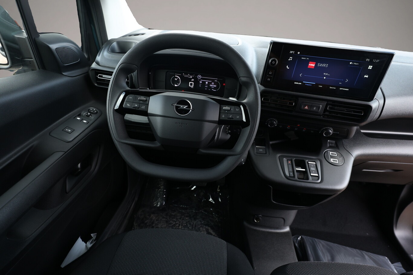 Bild 6 Opel Combo XL AT8 LED CarPlay Kam SichtP Gummib 3-S
