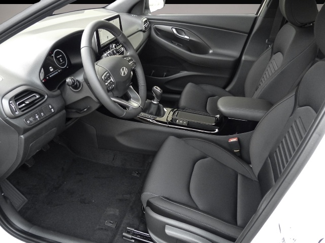 Fotografie 8 des Hyundai i30 Advantage Mild-Hybrid Navi CarPlay Kamera PD
