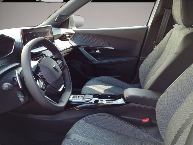 Bild 7 Peugeot 2008 Allure AHK-abnehmbar LED Apple CarPlay