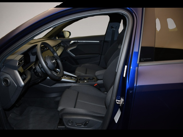 Bild 3 Audi A3 Sportback 35 TFSI S tronic S line HeadUp/SONO